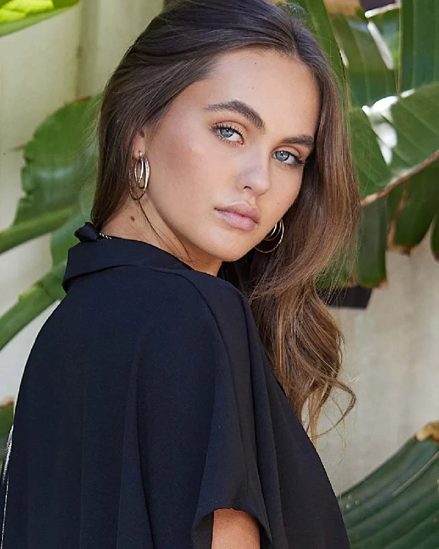 Durability - focused  FINAL SALE Ettika Cage Hoop Earrings in Gold