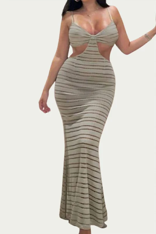 Flattering - fit  Sheer-Paneled Coverup In Grey
