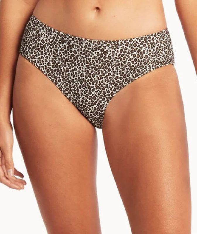 Sexy - flattering  Sea Level Wild Cat Mid Bikini Brief - Espresso